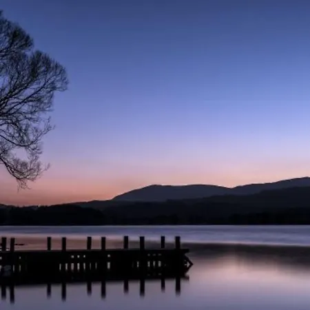 Windermere Lake View Hideaway Pet Friendly Nearby Lakes, Golf, Free Parking Bowness-on-Windermere