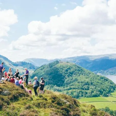 Windermere View Hideaway Pet Friendly Nearby Parking Golf Nearby Walkers Welcome