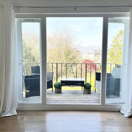 Windermere View Hideaway Pet Friendly Nearby Parking Golf Nearby Walkers Welcome Apartamento Bowness-on-Windermere